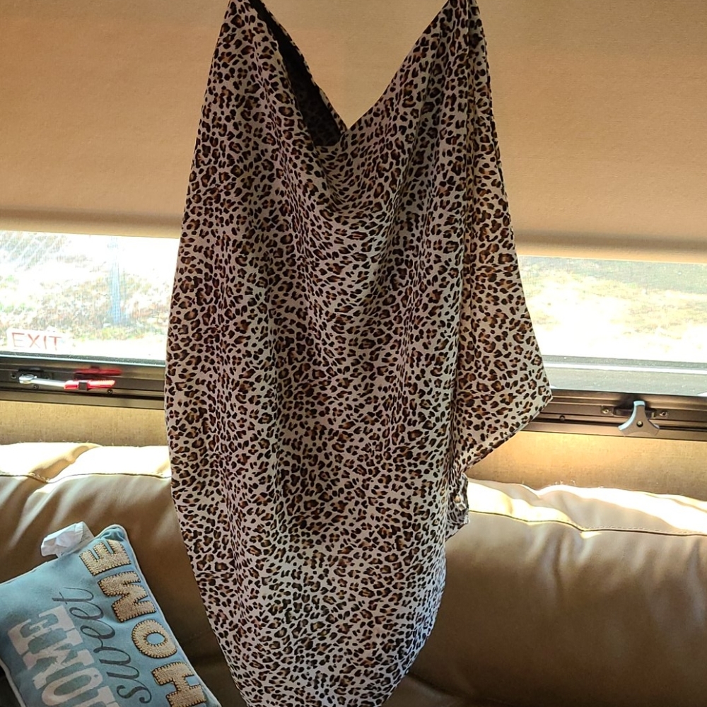 Shirt - Picture 2 of 4